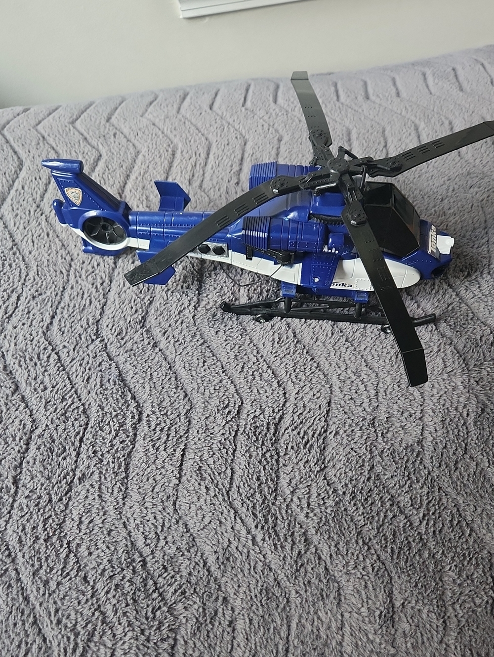 Vintage 2011 Tonka SWAT team Hasnro Helicopter